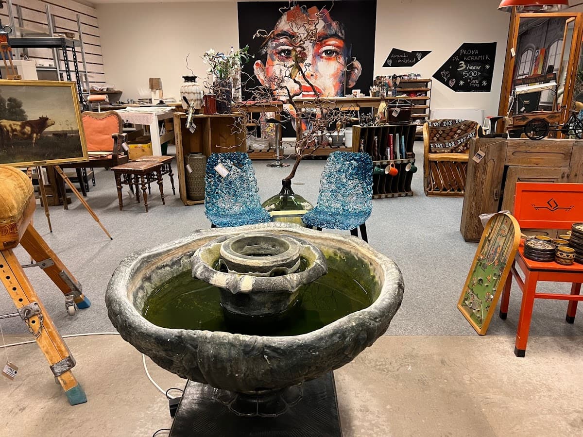 Antikkällar'n i Borås - Photo 1