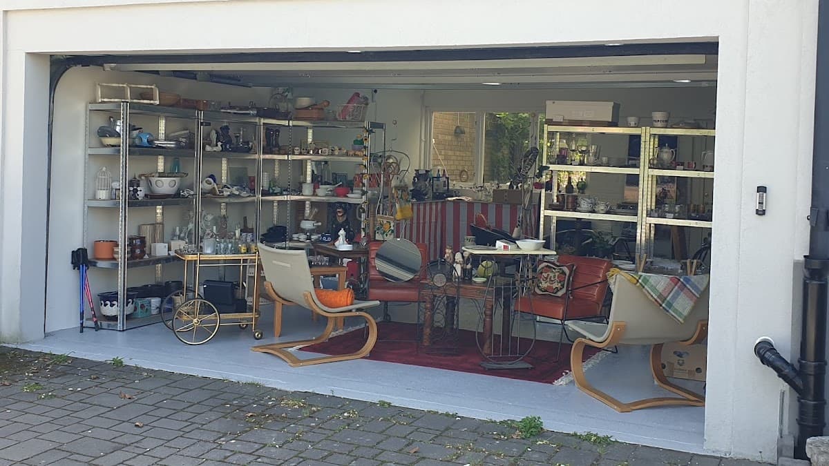 Harlyckans kuriosa och retro - Photo 1