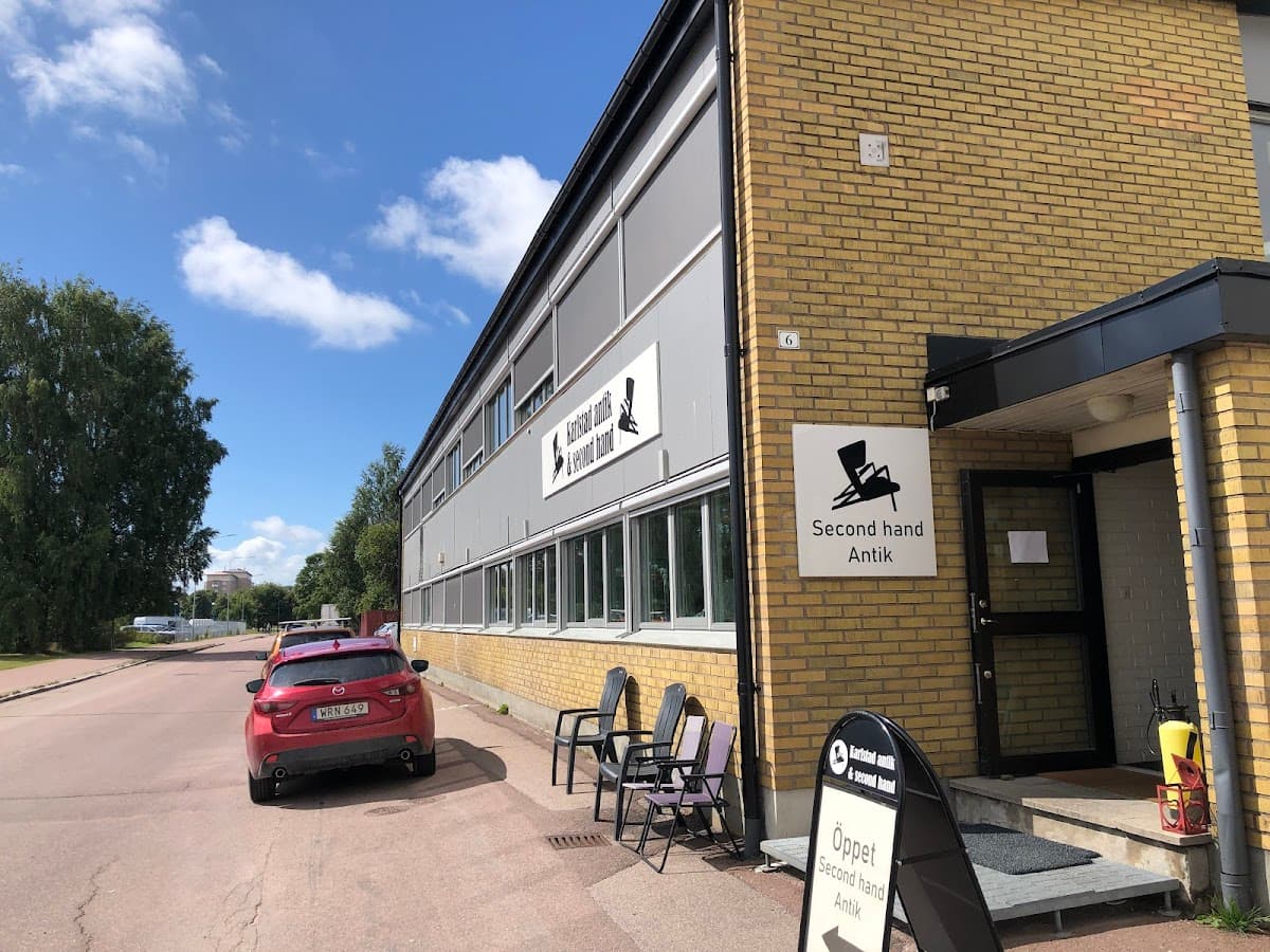 Karlstad Antik och Secondhand - Photo 1