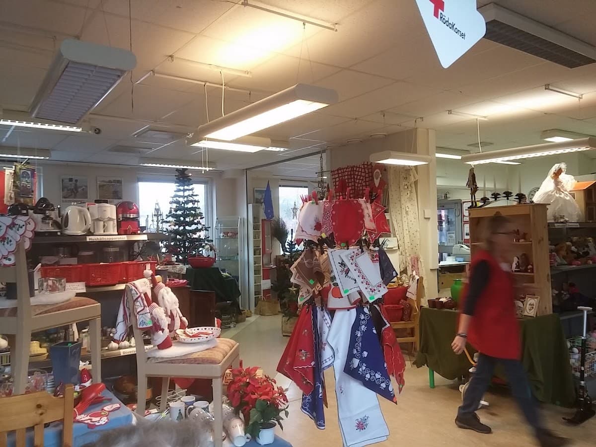 Röda korset mötesplats - Second hand - Photo 1