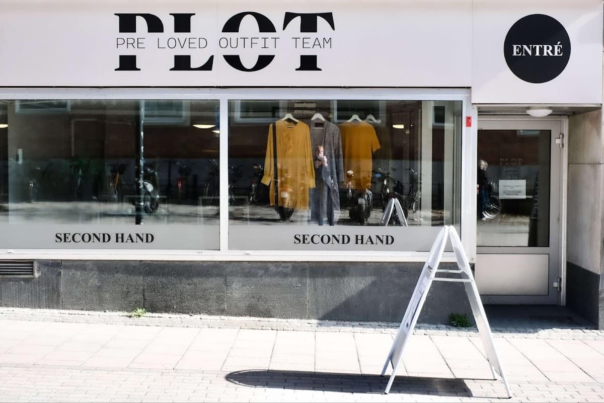PLOT secondhand - Photo 1