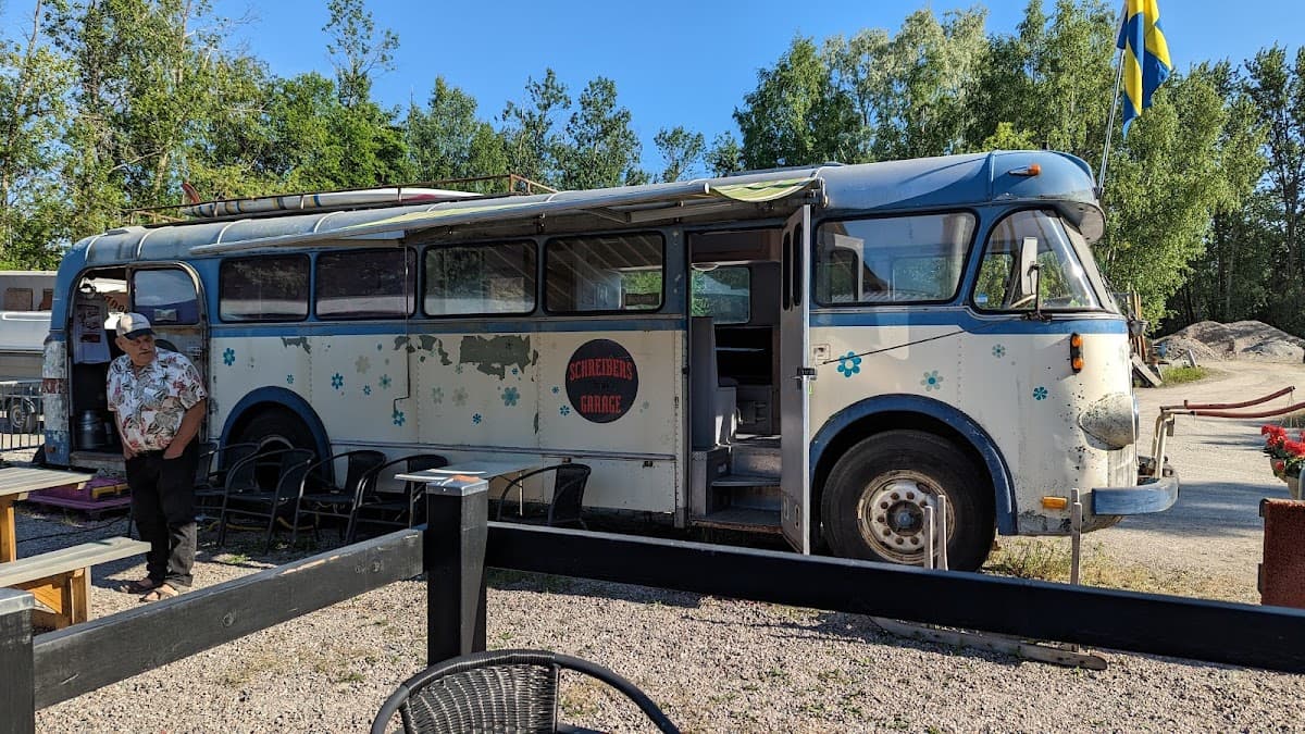 Schreibers Garage - Photo 1