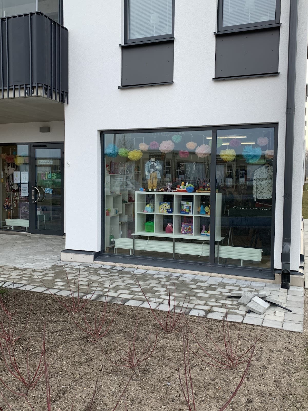 Kids Secondhand Örebro - Photo 1