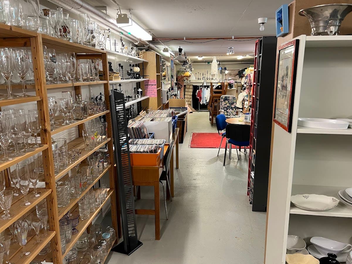 Vallbykyrkans Second hand - Photo 1