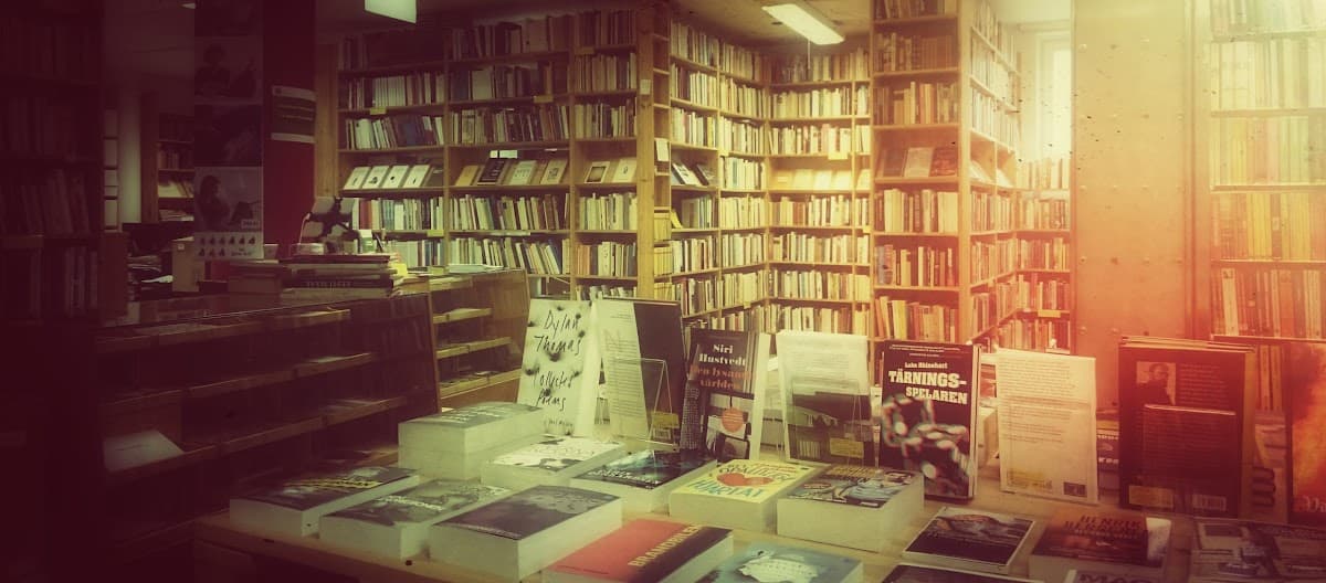 bok.hstrom.se | h:ström - Antikvariat & Bokhandel - Photo 1