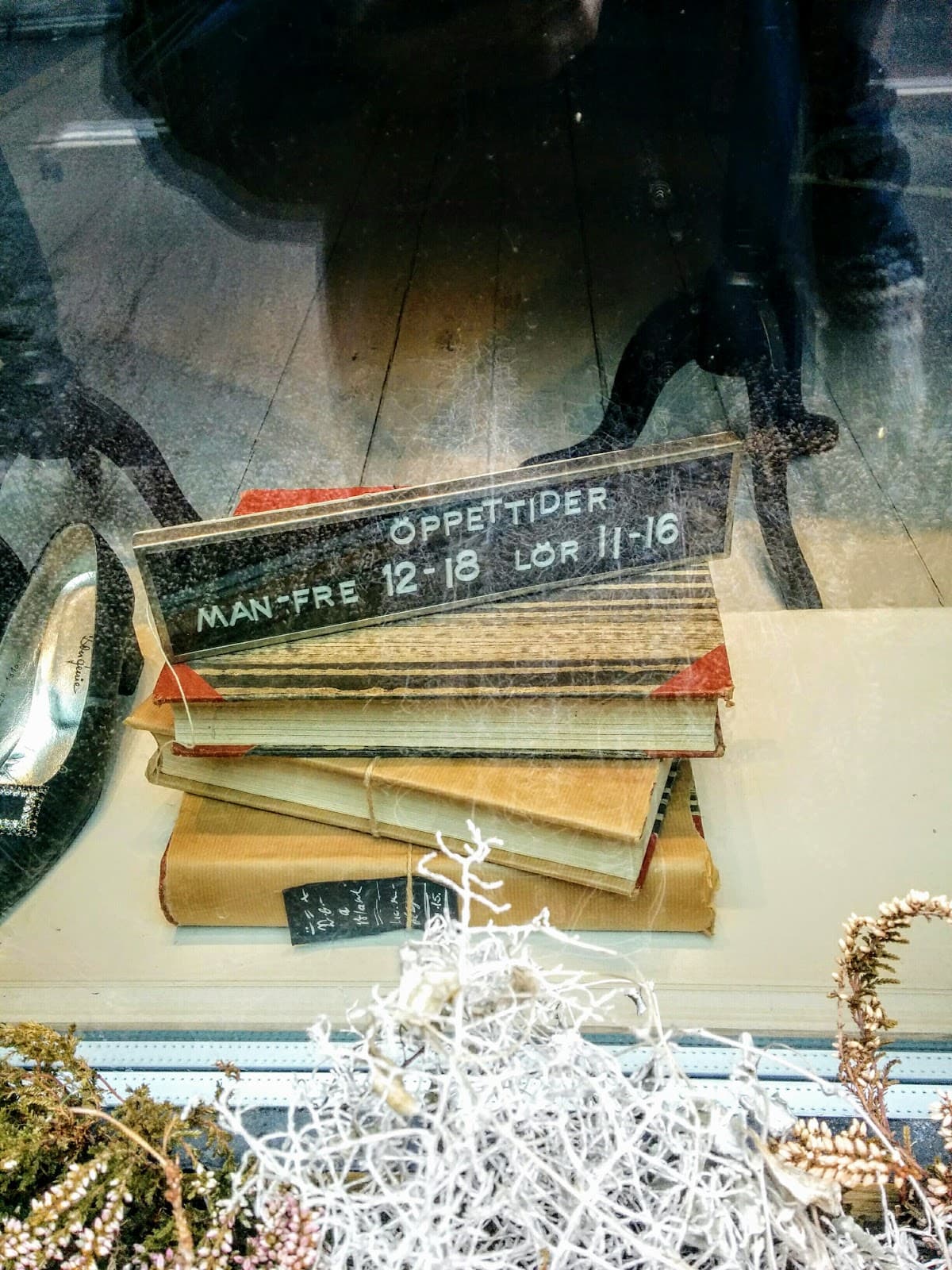 Mani - Photo 1