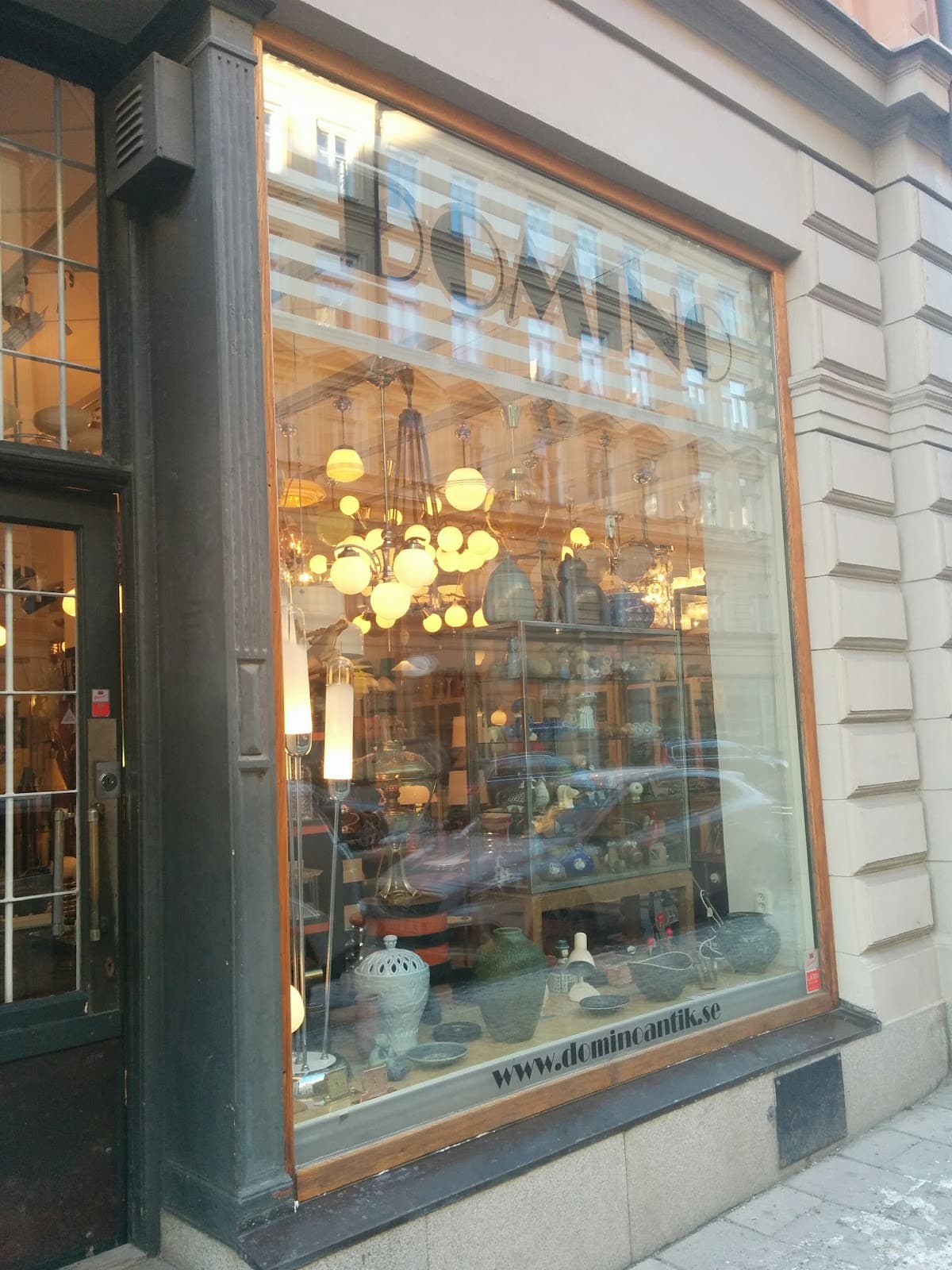 Domino Antik - Photo 1