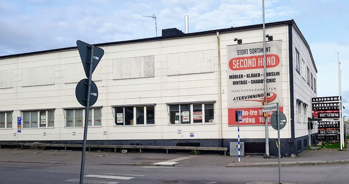 Hjälpverksamheten Återvinningen Second Hand - Photo 1