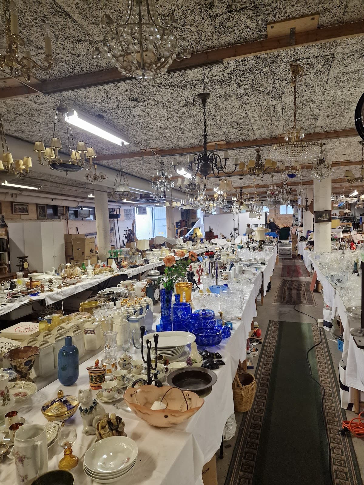 Möbelsidan - Photo 1