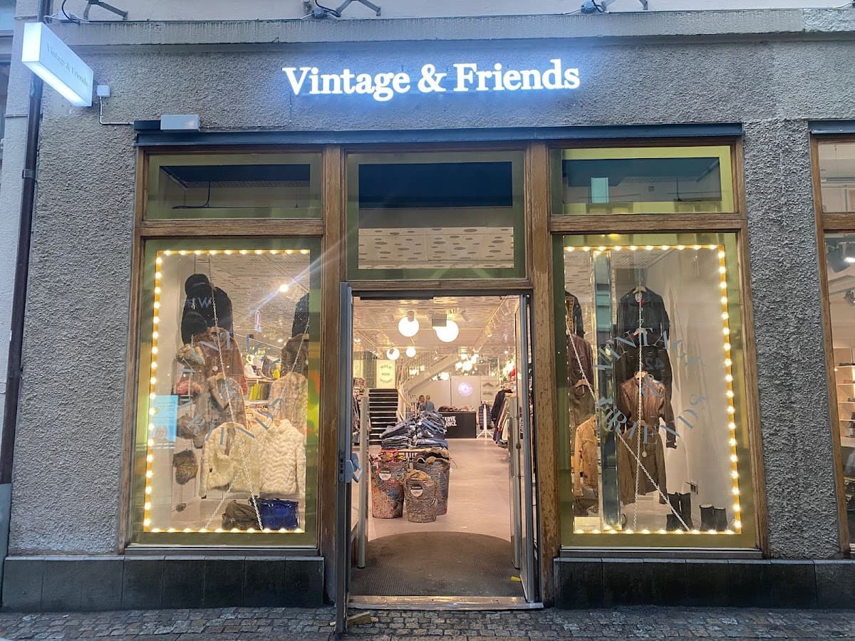 Vintage & Friends - Photo 1