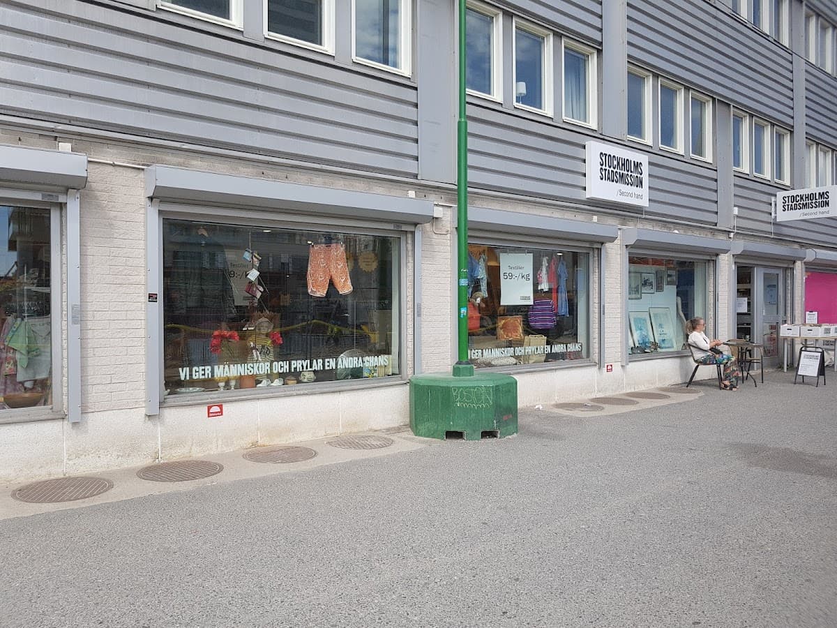 Stockholms Stadsmissions Second hand Handen - Photo 1