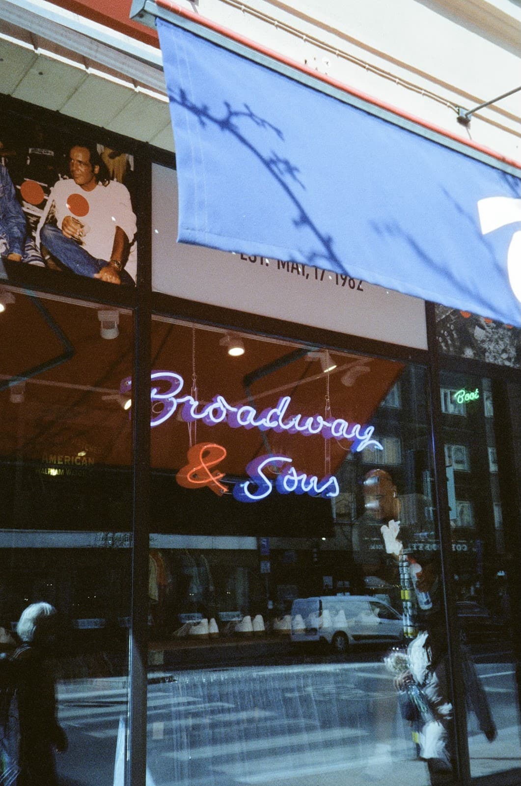 Broadway & Sons - Photo 1