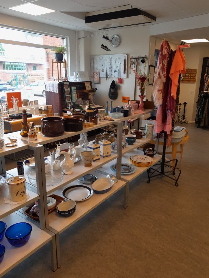 Ängsgärdets Loppis - Photo 1