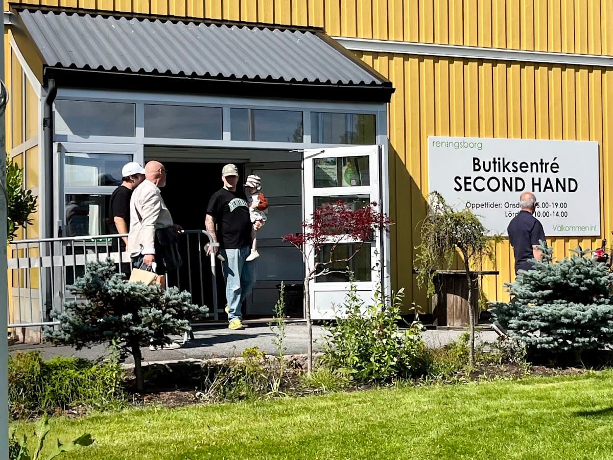 Reningsborg Second Hand Frölunda - Photo 1