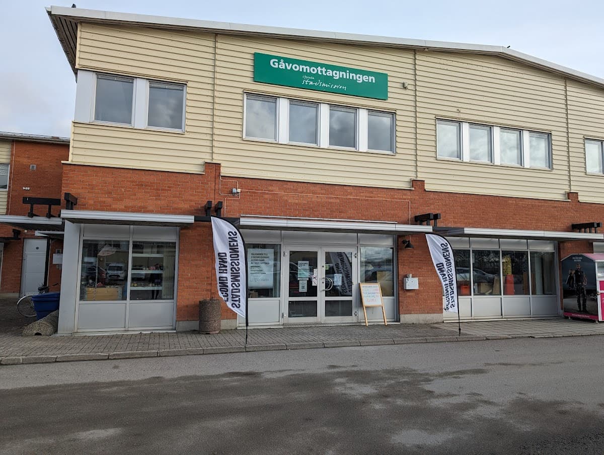 Uppsala Stadsmission Gåvomottagning & Outlet - Photo 1