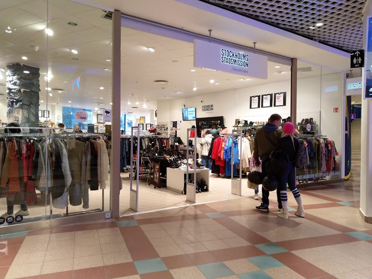 Stockholms Stadsmission Second hand Farsta - Photo 1