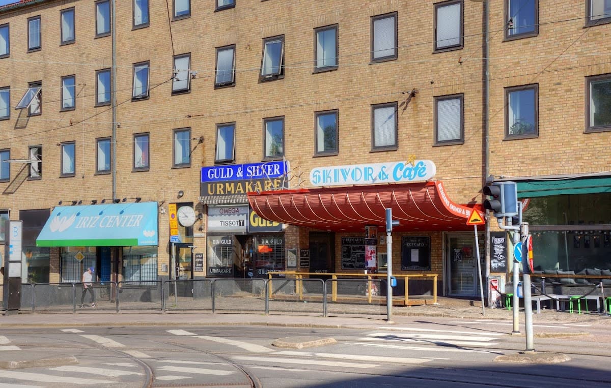 Bengans - Photo 1